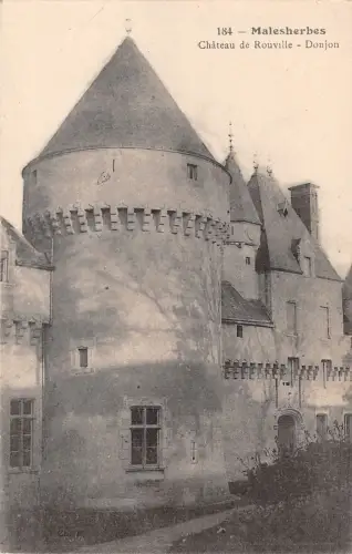 BR72617 malesherbes chateau de rouville donjon france
