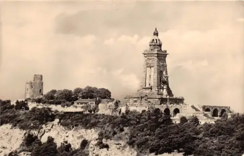 BG7477 DENKMAL MIT OBERBURG KYFFHAUSER GERMANY CPSM 14x9cm