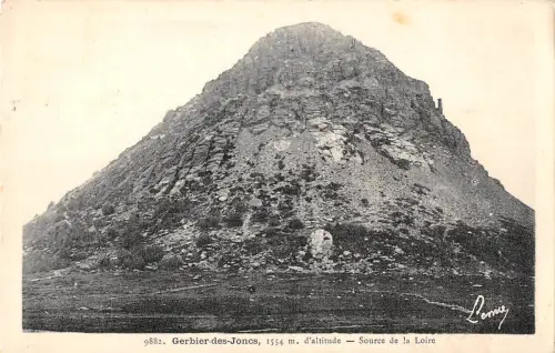 BT15180 Source de la Loire Gerbier des Joncs France