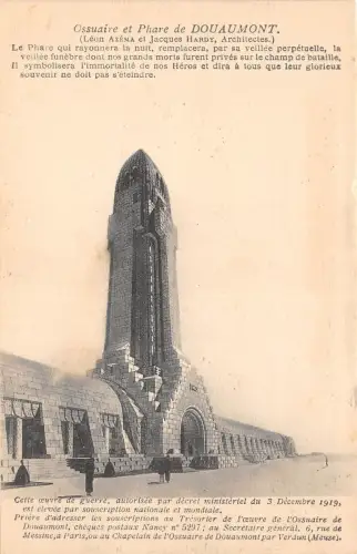 BF4417 ossuaire et phare de douaumont france