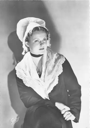 BR28578 Aunis et Saintonge Coiffe de la Region d aigre Folklore Kostüm