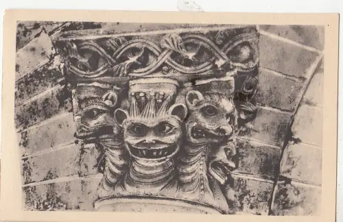 BF11386 symbole de la bete d eglise de cunault m et l france front/back image