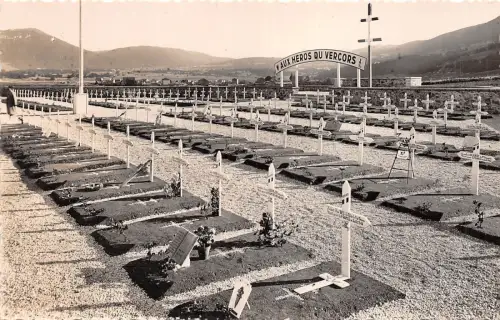 BR7619 Cimetiere de Vassieux france