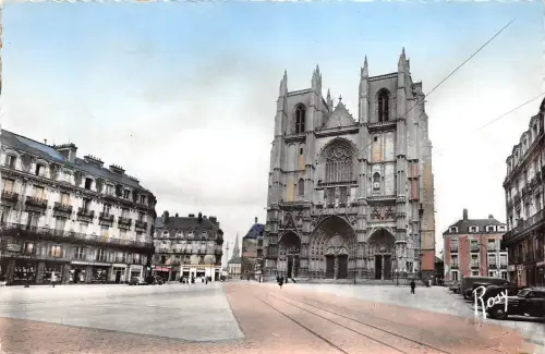 BR27848 La cathedrale et la place saint pierre nantes france