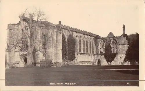 uk18735 bolton abbey uk