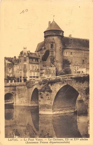BF9953 le pont vieux le chateau laval france Frankreich