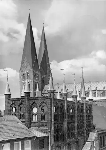 BG656 lubeck marienkirche und rathaus CPSM 14x9,5cm germany