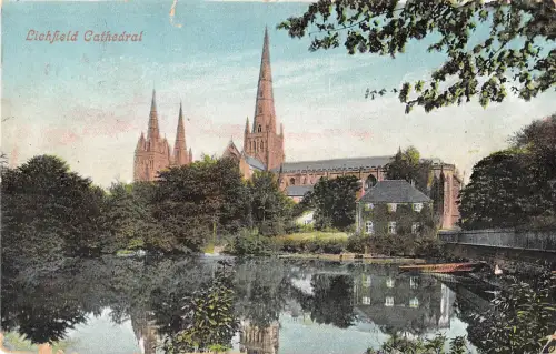 uk31364 lichfield cathedral uk