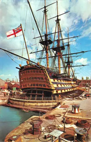 uk19819 HMS victory uk ship bateau