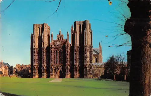 uk10536 the cathedral wells uk