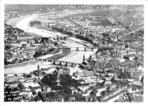 BG1067 dresden aus den sammlungen des instituts museum CPSM 14x9,5cm germany