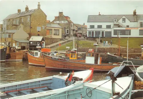 uk47666 seahouses from the harbour northumbria uk