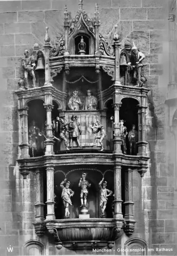 BR17057 München Glockensiel am Rathaus Deutschland Postkarte