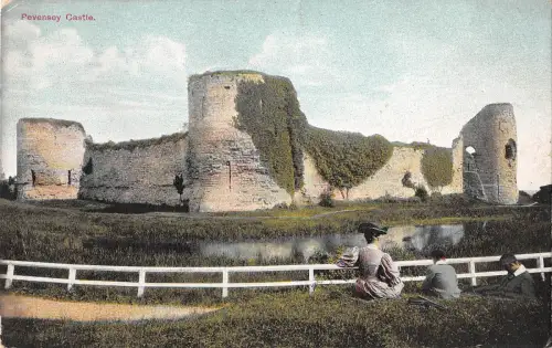 uk3025 pevensey castle east sussex real photo uk