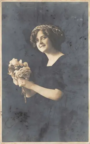 uk41523 Rotary Illusion Series Cross Keys Real Photo UK