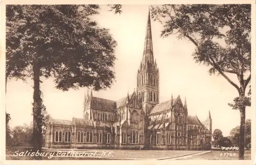 uk31734 salisbury cathedral real photo uk