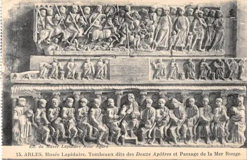 BF9993 tombeaux dits des douze apo musee lapidaire arles france Frankreich