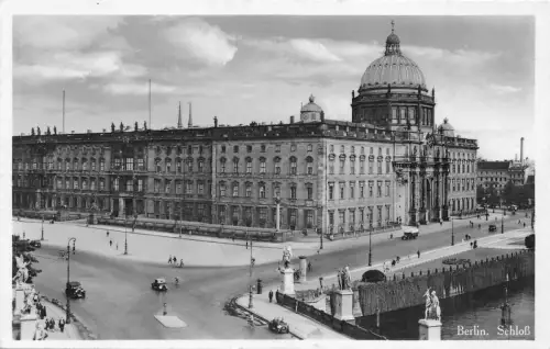 BR41878 Schloss Berlin Germany