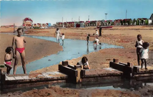 BR5966 Berniere sur Mer Frankreich