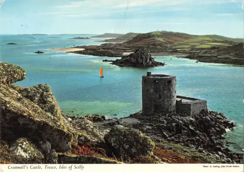 uk35231 cromwells castle tresco isle of scilly uk