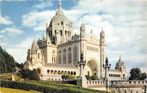 BR26834 Lisieux Basilique de Siant ergerese Frankreich