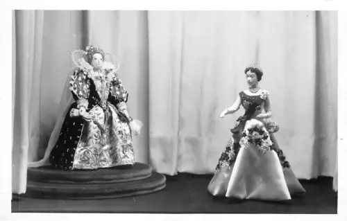 Lot173 UK Portrait Figuren von E Williams Arundel Castle Sussex Postkarte Foto