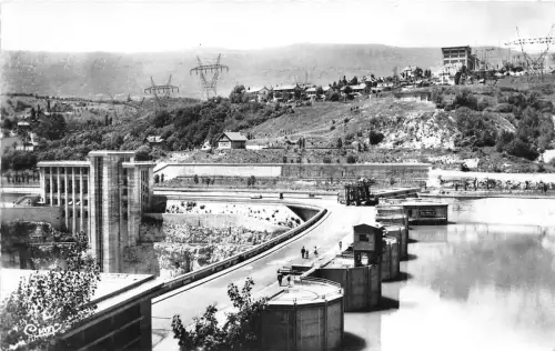 BF30248 barrage de genissiat ain batiment d administra france