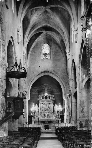 BR39019 Interieur de la cathedrale grasse france
