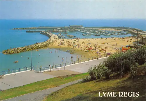 uk48906 the cobb from langmoor gardens lyme regis uk