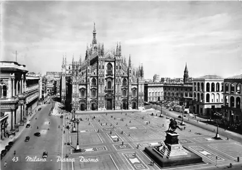 BG30968 milano piazza duomo italy CPSM 14,5x10cm