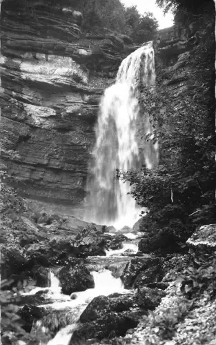 BR50684 Vallee du herisson cascade de la queue de cheval Frankreich