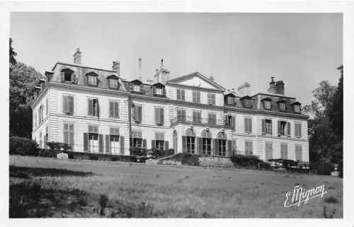 BR28405 Chateau de Saint Assise Seine Hafen Frankreich