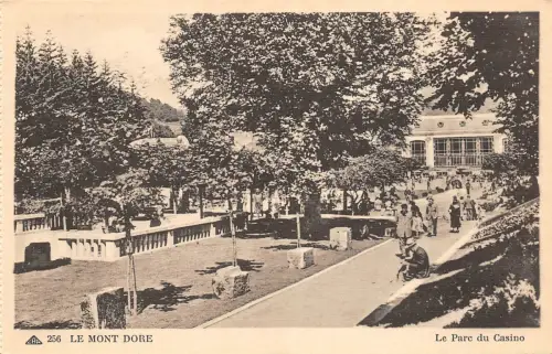 BR41531 Le parc du Casino le mont dore France