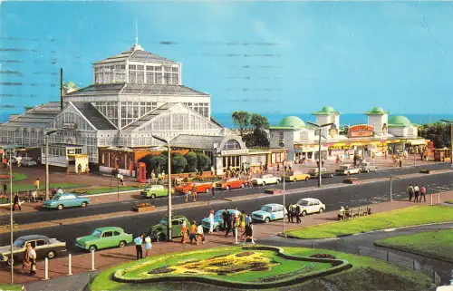 uk8406 wellington pier yarmouth uk