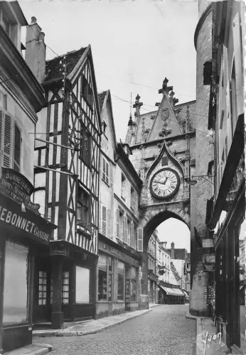 BR5578 Auxerre Porte de l Horloge t Vieille Maison france
