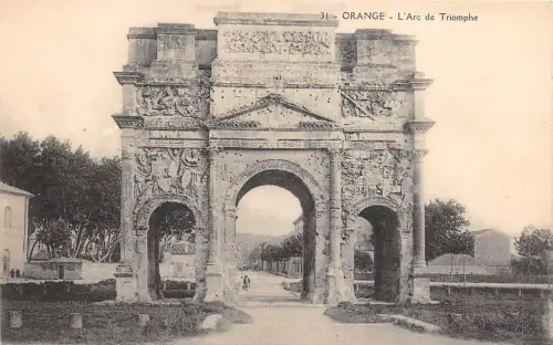 BF3398 orange l arc de triomphe france