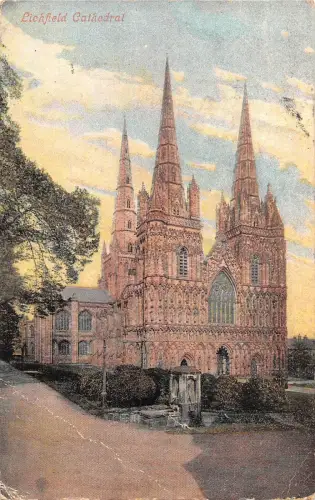 uk31374 lichfield cathedral uk