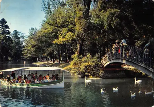 BT10847 bordeaux la riviere du jardin public France