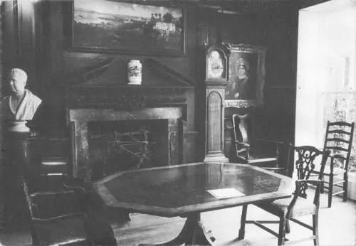 uk4634 farnham museum table uk