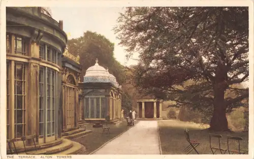 uk23946 the terrace alton towers uk