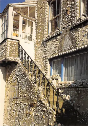 uk48628 shell house polperro cornwall uk