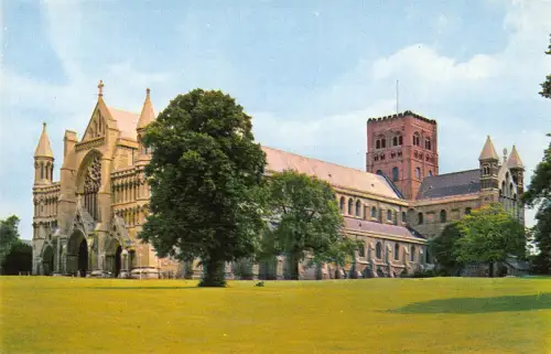 uk5420 st albans cathedral uk