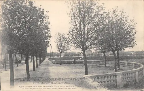 BR47761 au boulevard denfert rochereau angouleme Frankreich