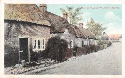 uk23537 old cottages wilford notts uk