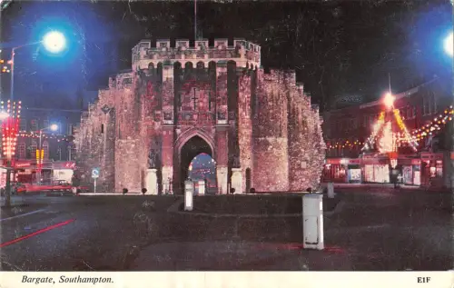 uk7359 bargate southampton uk