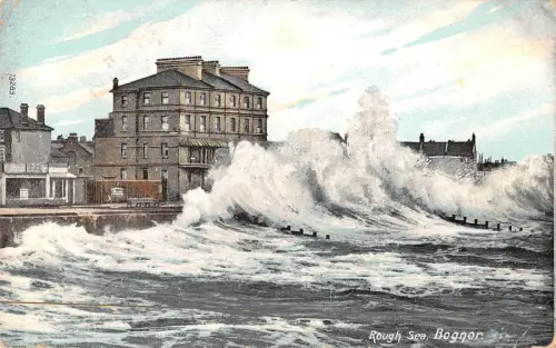 uk18854 rough sea bognor uk