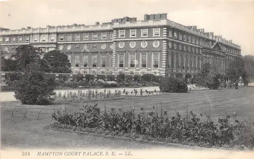 BR37333 Hampton Court Palace England