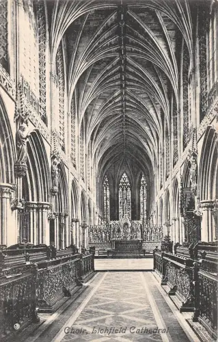 uk31373 chior lichfield cathedral real photo uk