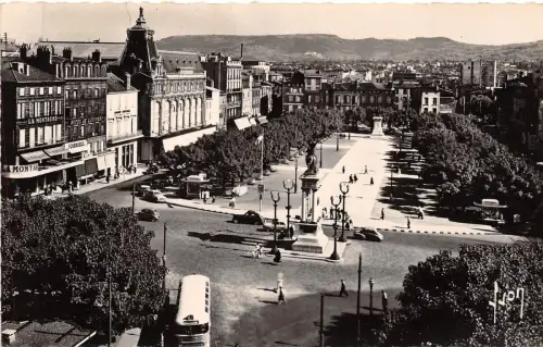 BR19060 Clermont ferrand la place de jaude france