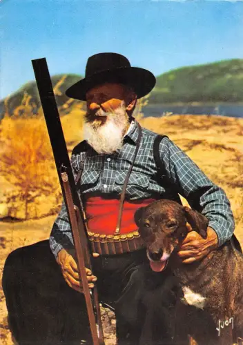 BR49628 La corse oasis de beaute dog chaien type de corse en tenue de France